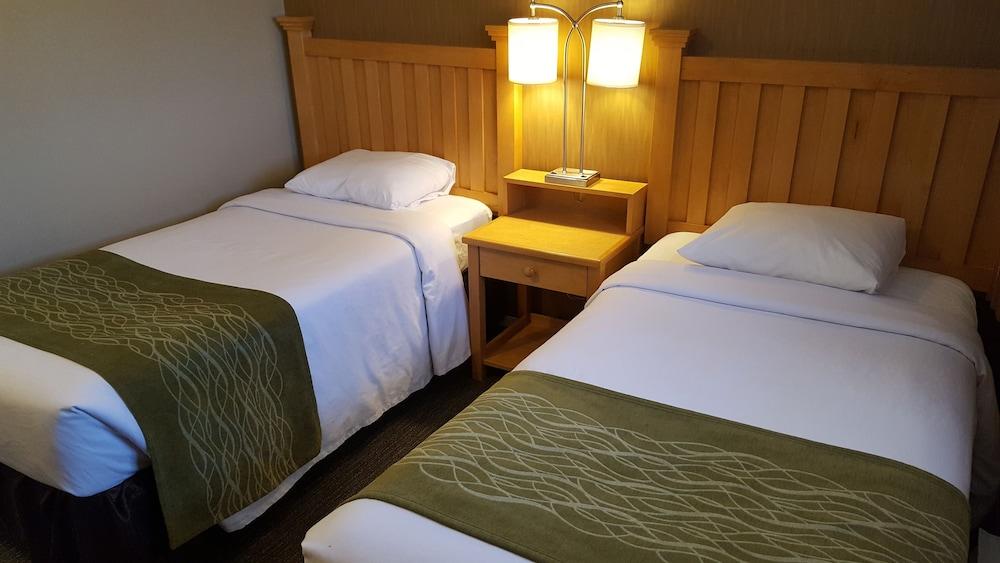 Econo Lodge Inn & Suites West Vancouver Eksteriør bilde