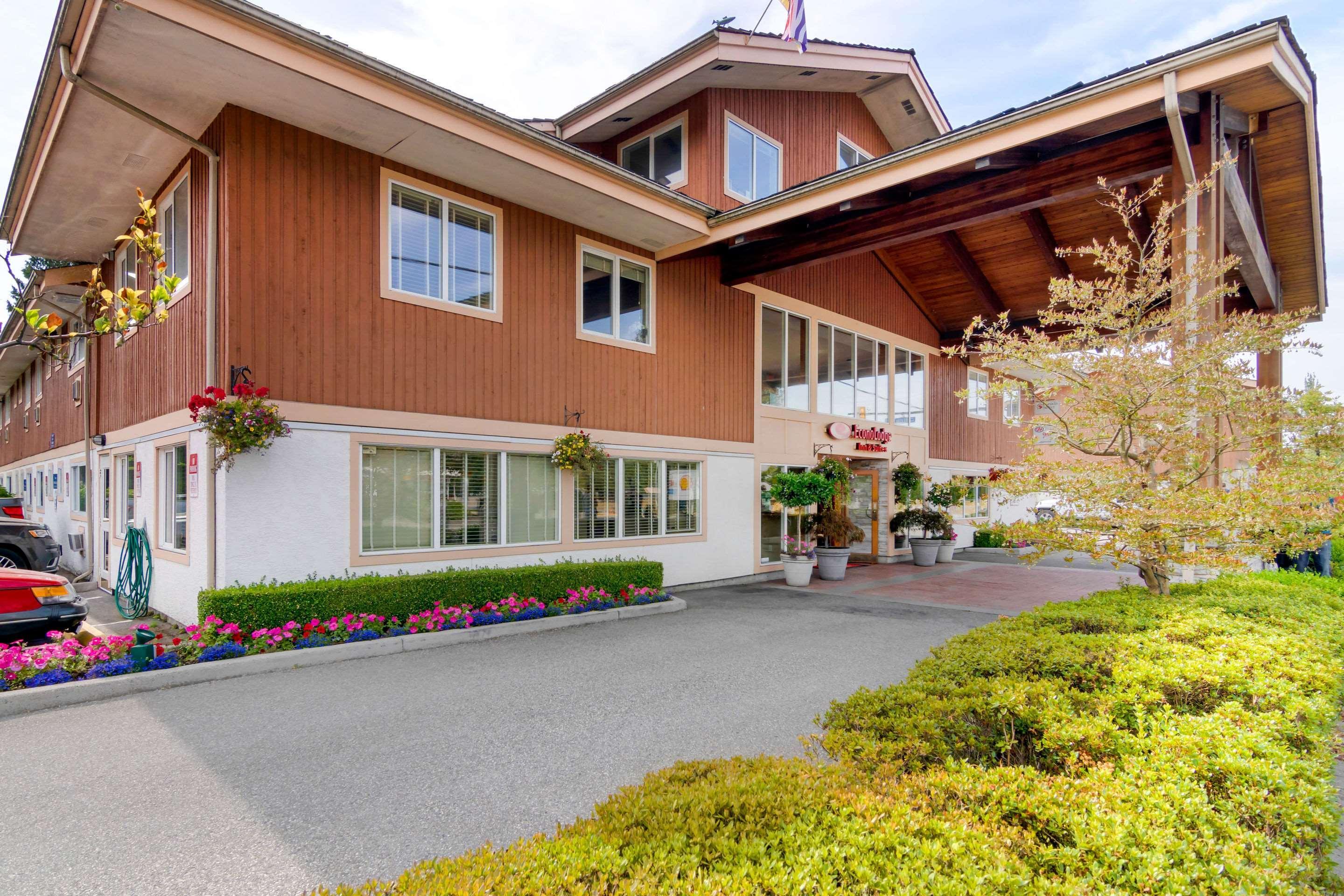 Econo Lodge Inn & Suites West Vancouver Eksteriør bilde