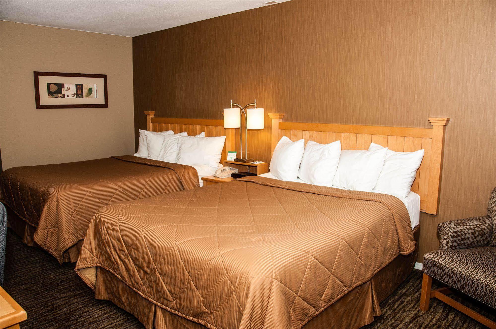Econo Lodge Inn & Suites West Vancouver Eksteriør bilde